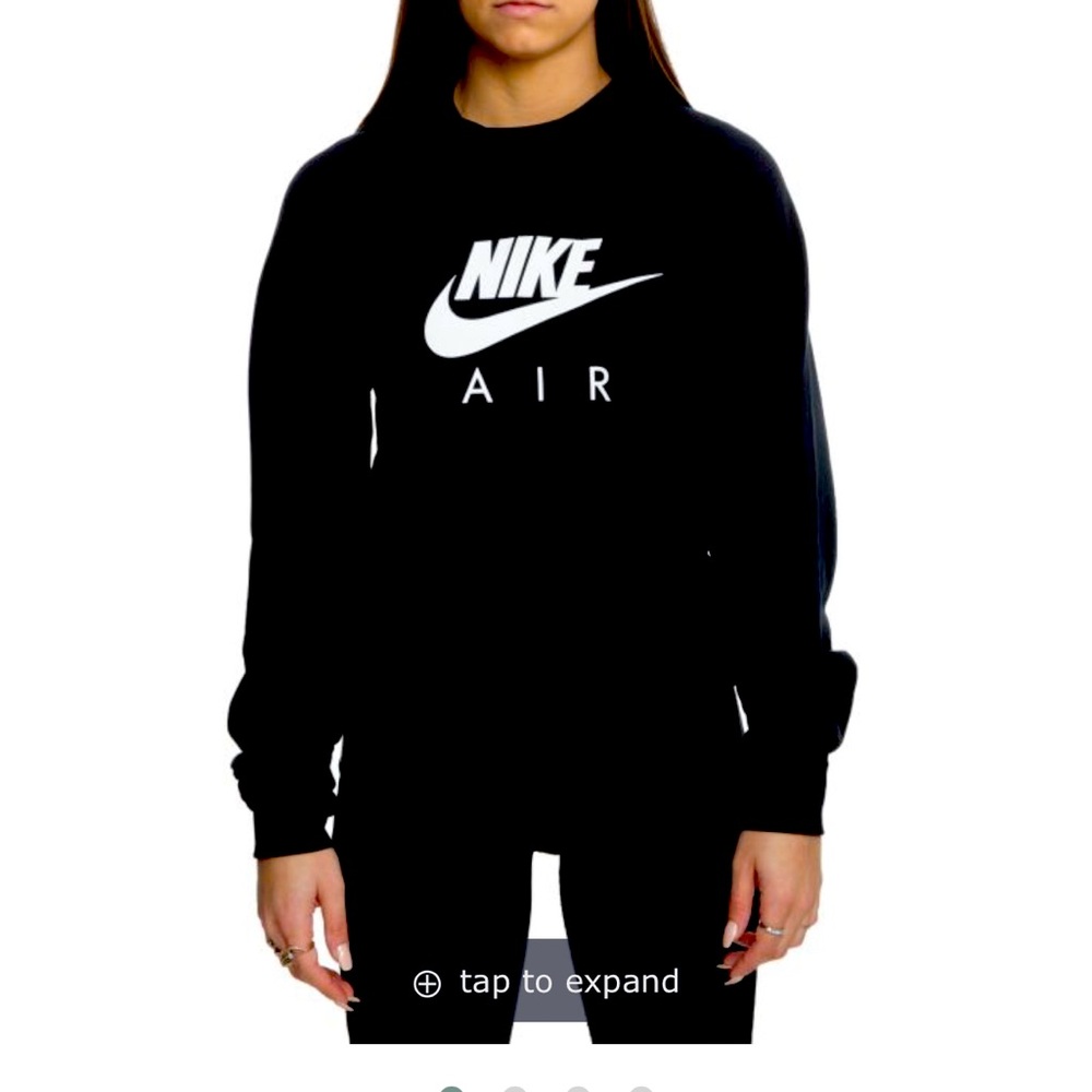 Nike women Sz Medium NWT Black with Nike graphic